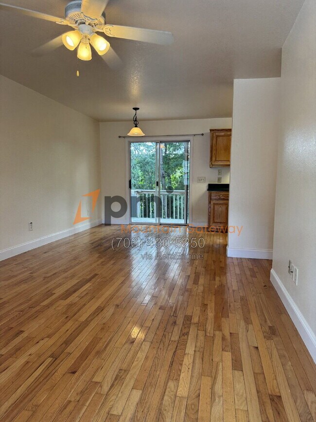 Building Photo - 78 Tall Oak Dr