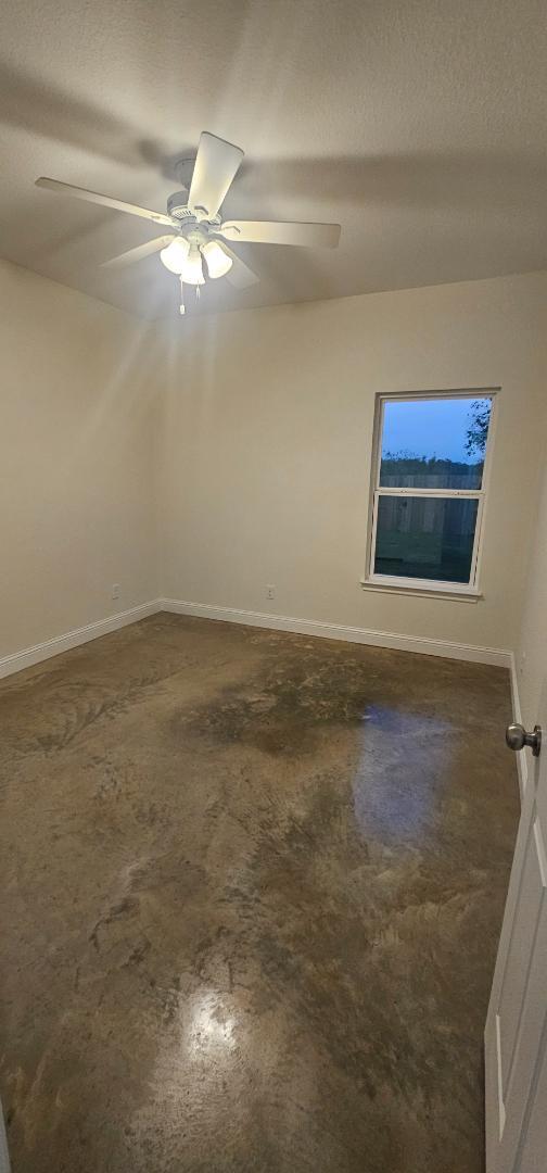 Building Photo - 406 S Andrews Dr