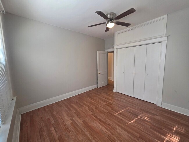 Building Photo - 4162 Shenandoah Ave