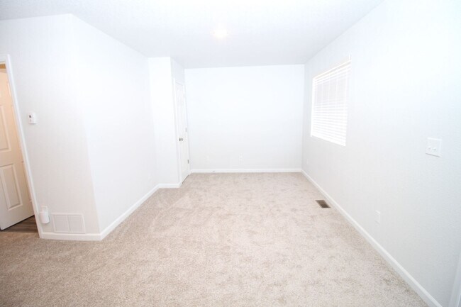 Building Photo - Brand new 3bdr 3bath duplex walking distance to Downtown Colorado Springs