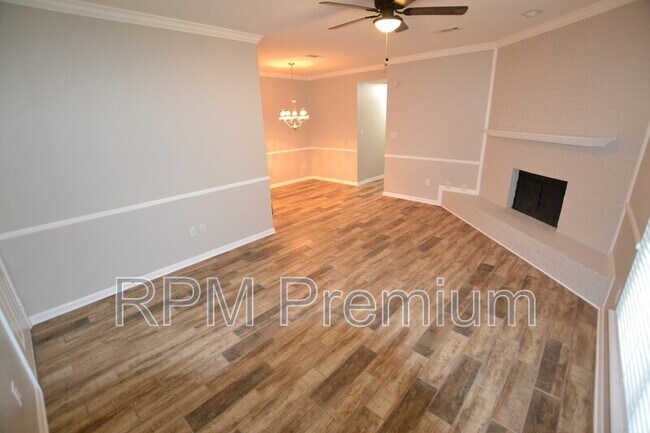 Building Photo - 5157 Cumberland Cove Dr