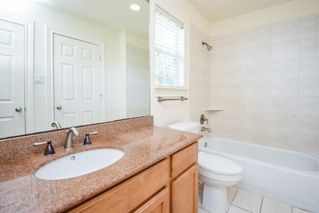 Building Photo - 2612 Starboard Point Dr
