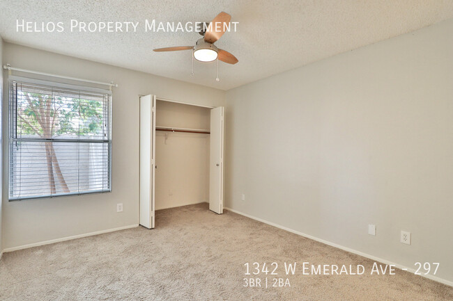 Building Photo - Beautiful Townhouse in Mesa