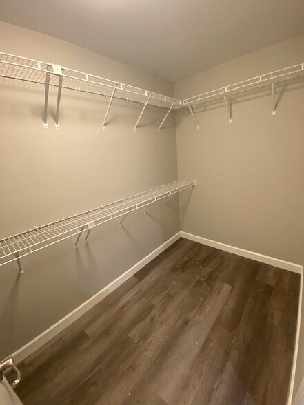 Building Photo - 18 Sonata Ln