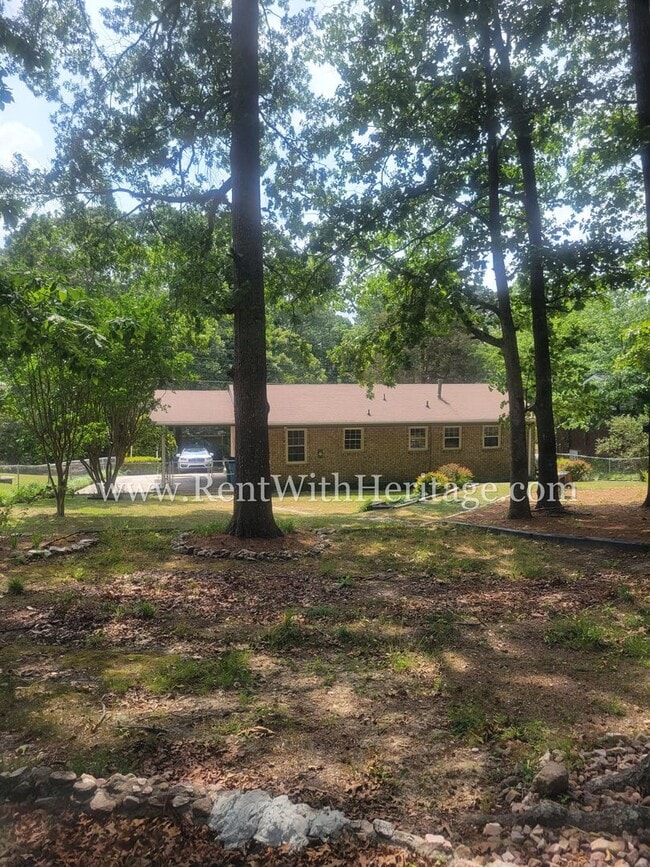 Building Photo - WOW! FANTASTIC RANCH TOTALLY UPDATED - LIKE BRAND NEW WITH ALL THE UPGRADES / ATTENTION TO DETAIL...