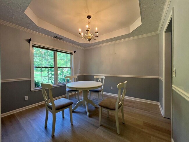 Building Photo - 2925 Ashbyrn Ct NE