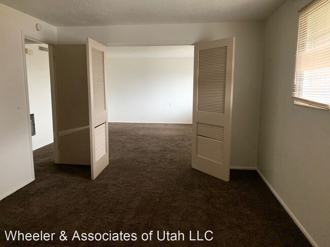 Building Photo - 546 E 450 S