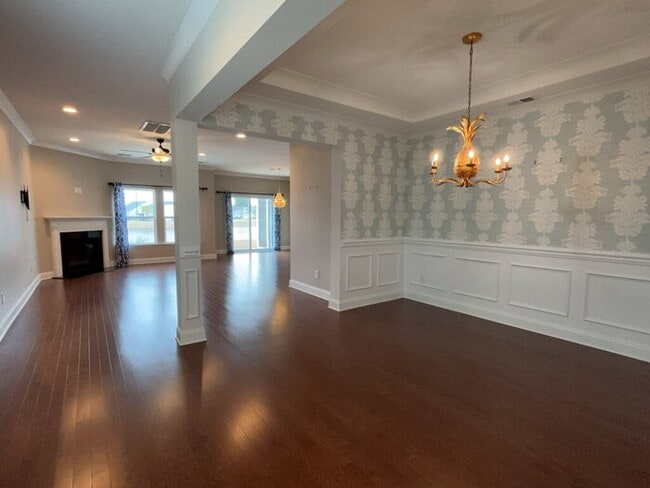 Building Photo - 292 Calm Water Way