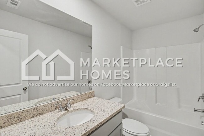 Building Photo - 280 Oakwood Dr NW