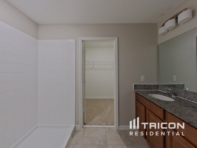 Building Photo - 10015 RoseMary Leaf Ln