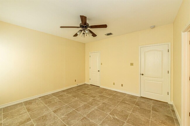 Building Photo - 9804 Cantera Ct