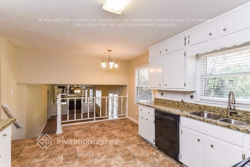 Building Photo - 981 Flagg Way NW