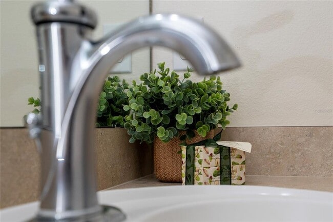 Building Photo - 1601 Bonnie Rue Ln