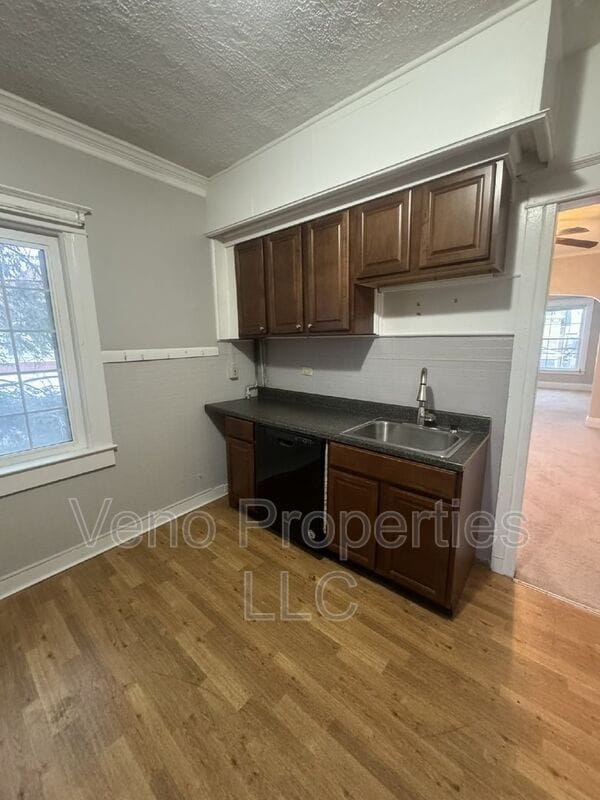 Building Photo - 61 South Main St