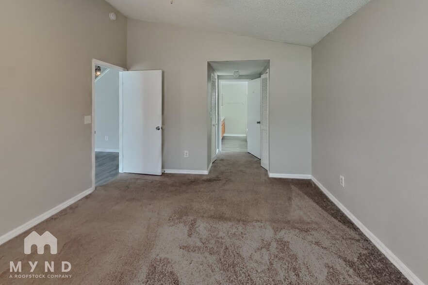 Building Photo - 8655 Wellington Loop