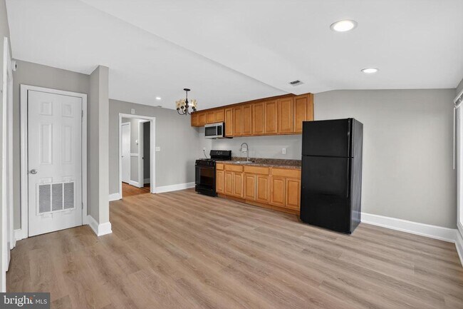 Building Photo - 3309 Martin Luther King Jr Ave SE