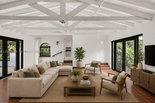 Building Photo - 5390 Sunset Dr