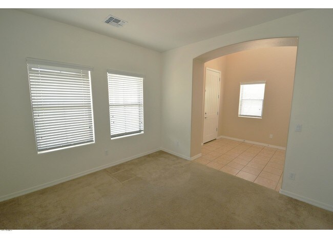 Building Photo - 1421 W Pelican Ct