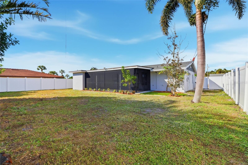 Building Photo - 3120 Mercer Rd