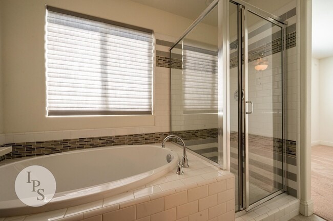 Building Photo - Fresno Westside Home, 4BR/3BA, Built 2019 ...