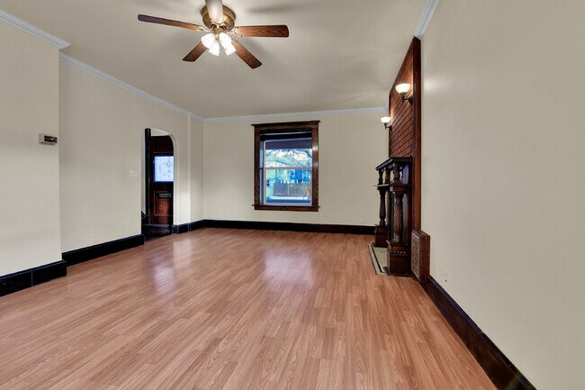 Building Photo - $2,900, 3-bed, 2 bath victorian home with a fenced yard and $300 off the first month's rent.