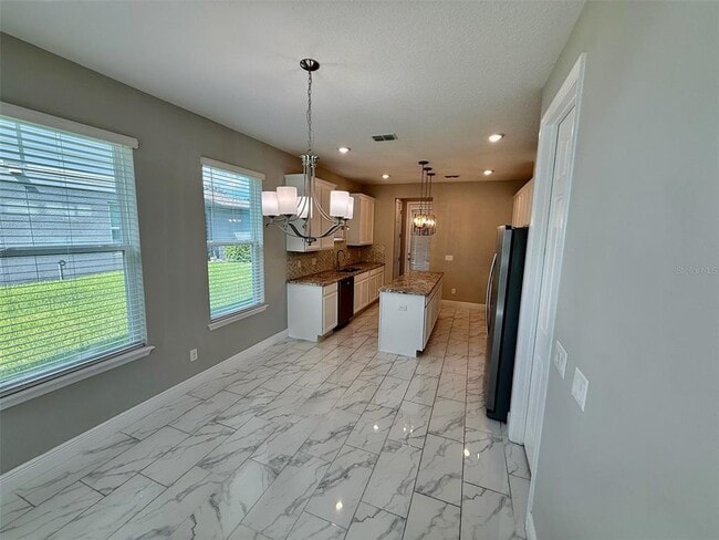 Building Photo - 7242 Carrickbend Ln