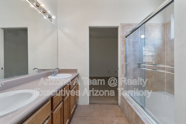 Building Photo - 3730 N Bay Horse Loop