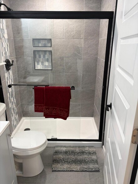 Building Photo - 148 Cortona Pl