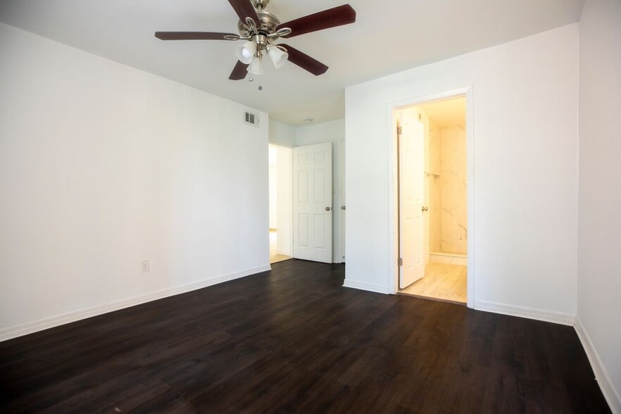 Building Photo - 8711 Fancy Finch Dr