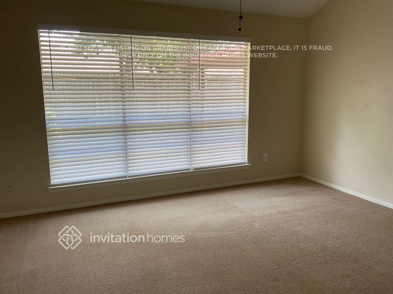 Building Photo - 16751 Summer Dawn Ln