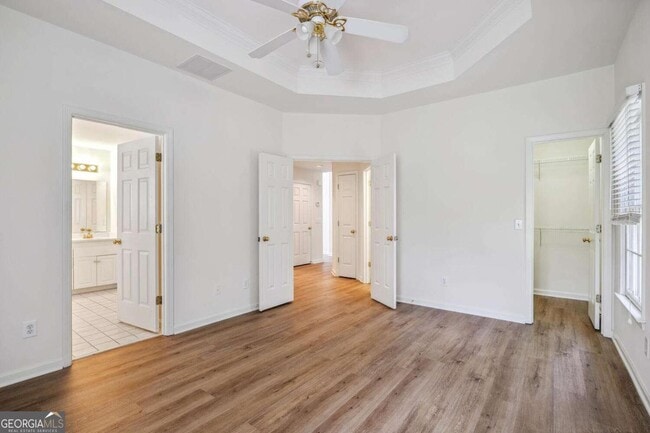 Building Photo - 1118 Sadlers Close