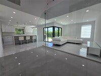 Building Photo - 6711 SW 127th Pl