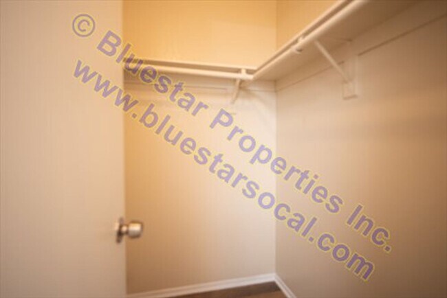 Building Photo - 20705 Thunderbird Rd