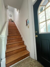 Building Photo - Heart of Oregon Hill Triplex