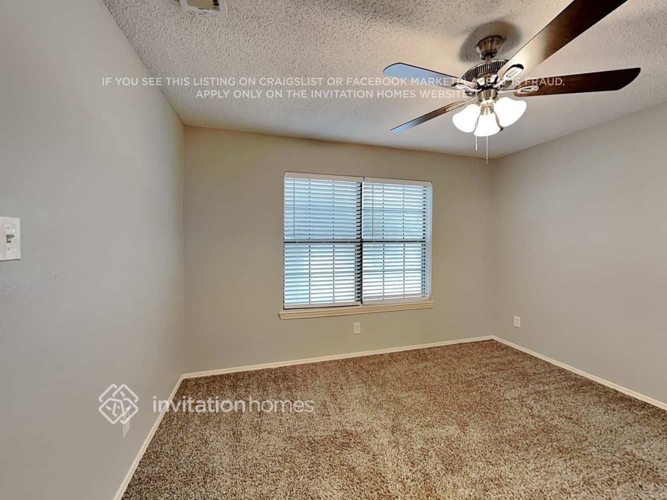 Building Photo - 2036 Pheasant Dr