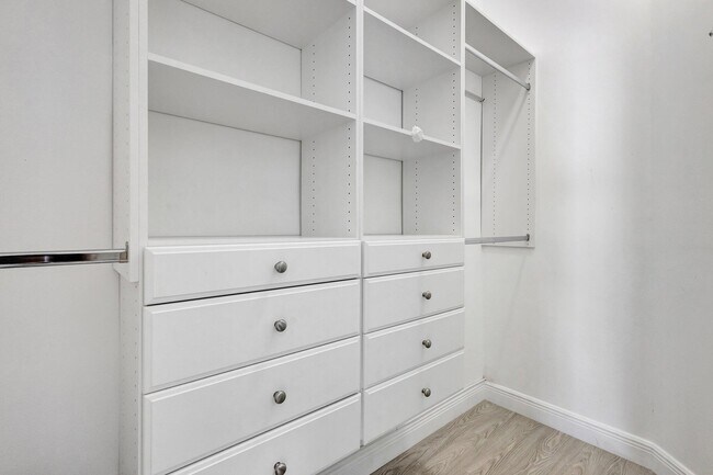 Building Photo - 3807 Candlewood Ct