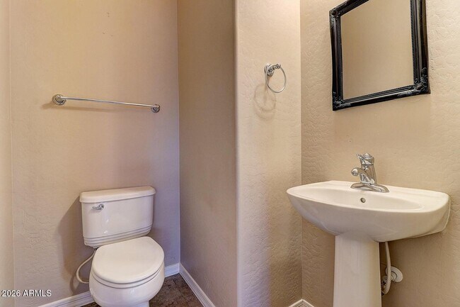 Building Photo - 2530 W Cordia Ln