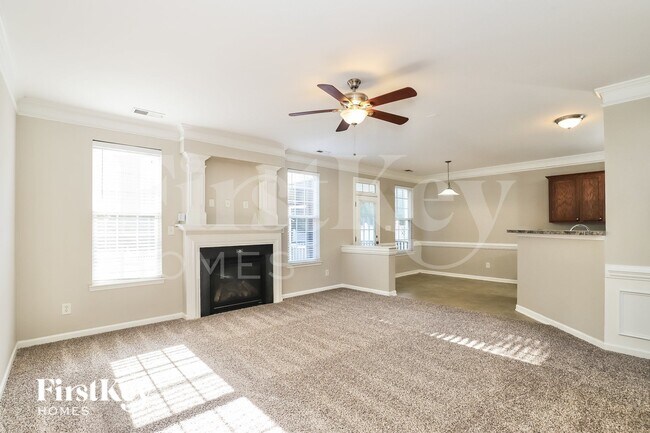 Building Photo - 1415 Paulonia Way