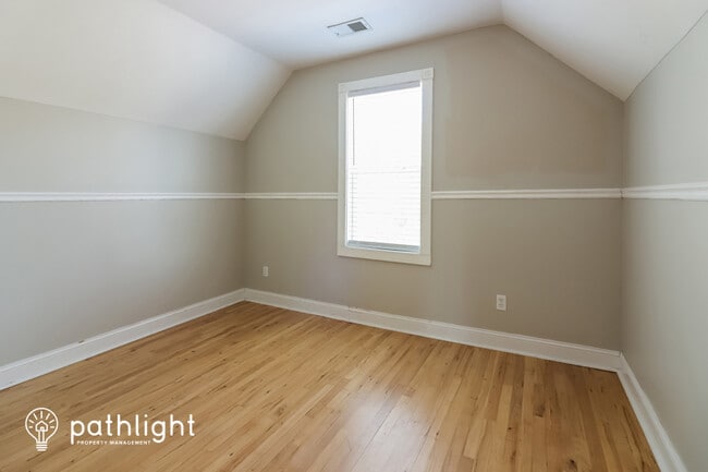 Building Photo - 210 E Hale St, Spring Hill, KS, 66083