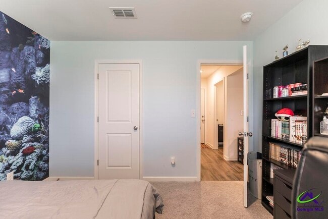 Building Photo - 409 Resting Fawn Pl