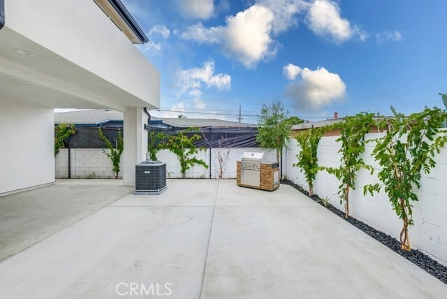 Building Photo - 15408 Pioneer Blvd