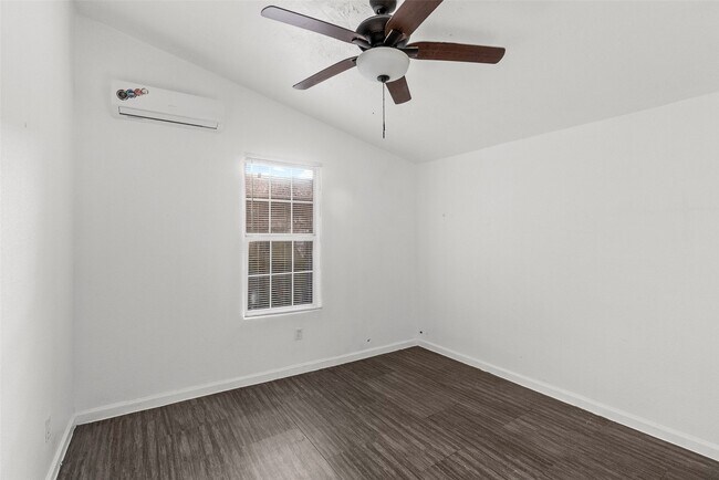 Building Photo - 4126 Paladino St