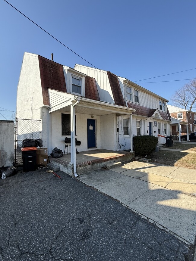 Building Photo - 908 Keystone Rd