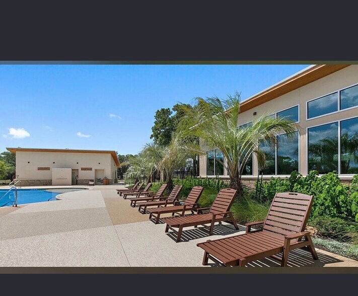 Building Photo - 1920 Centerline Ln