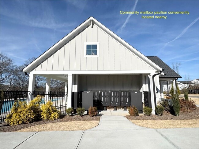 Building Photo - 5230 Br Vw Dr