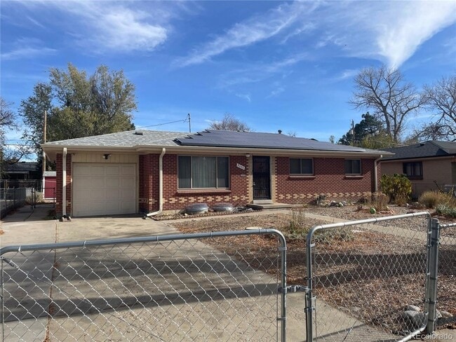 Primary Photo - 3086 Victor St