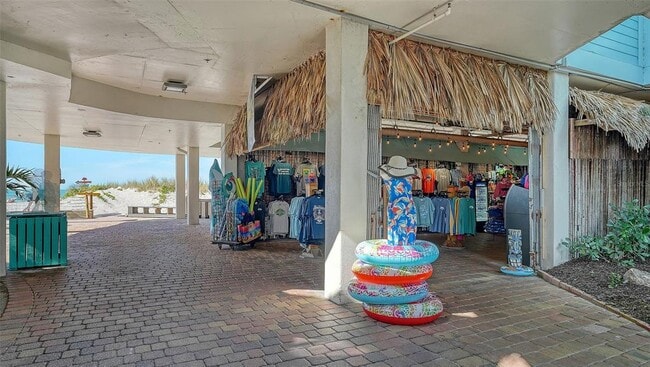 Building Photo - 817 Harbor Dr S