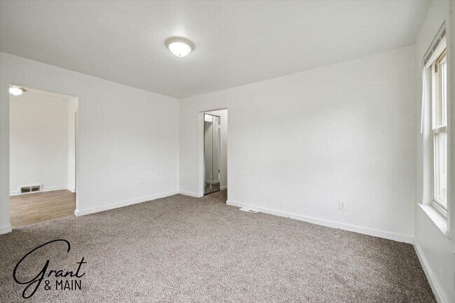 Building Photo - 13926 Rockdale St