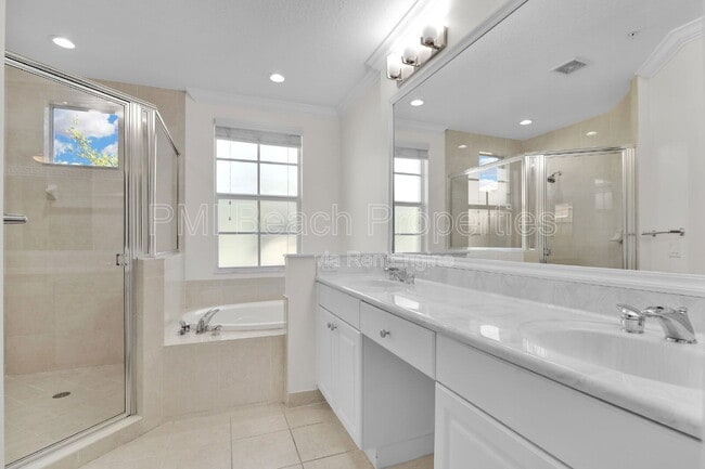 Building Photo - 2441 San Pietro Cir