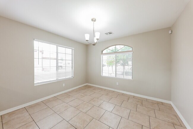 Building Photo - 14051 W Two Guns Trail